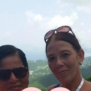 Meet your Posher, Reyes